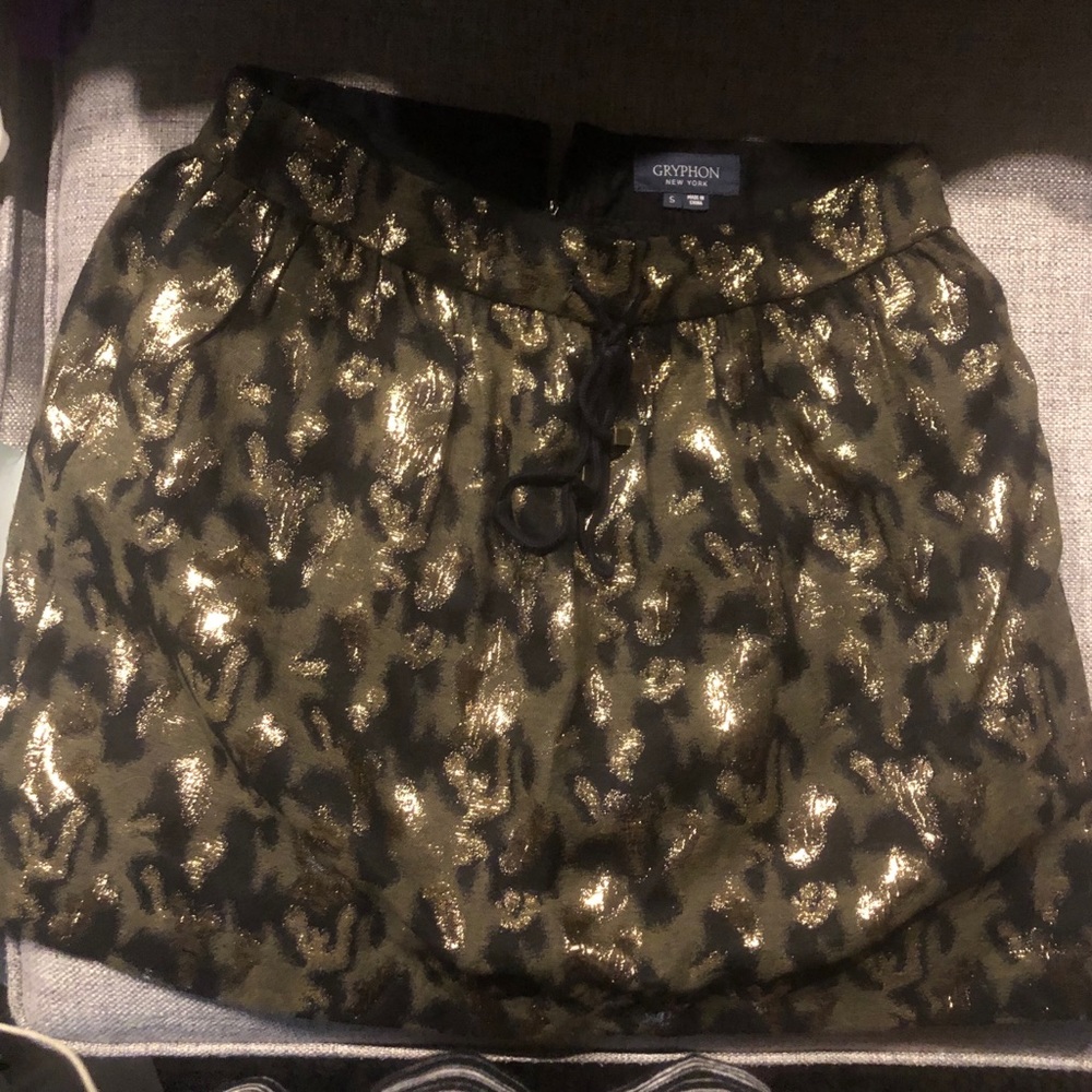 Party gold and black short mini skirt